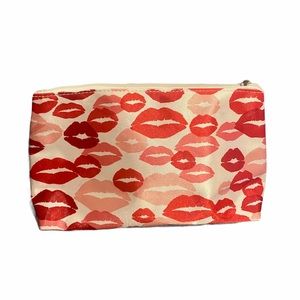 FREE With Purchase! Clinque bag